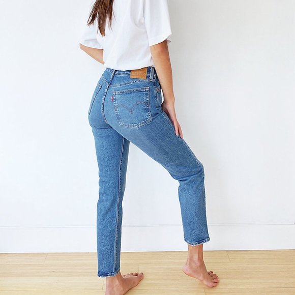 Levi's WEDGIE Premium Straight Leg High Rise Jeans - Size 26 - Picture 1 of 13